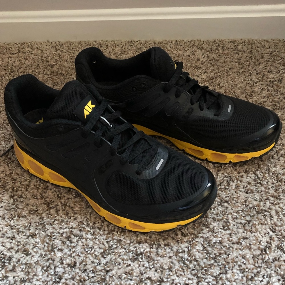 Nike Air Max Running Shoes